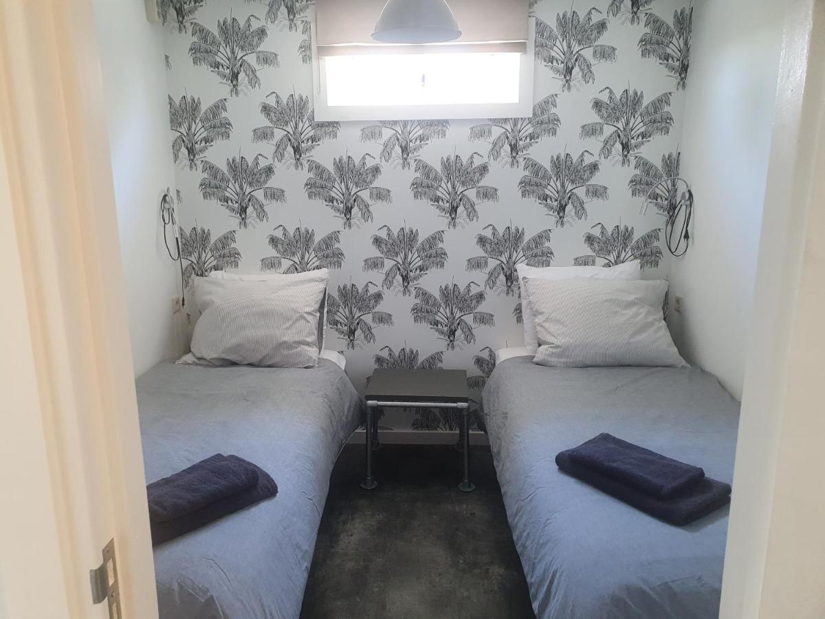 Cottage Geestmerambacht, Een Nieuw Vrijstaande Sfeervol En Landelijk Gelegen VakantiewoningKoedijk エクステリア 写真