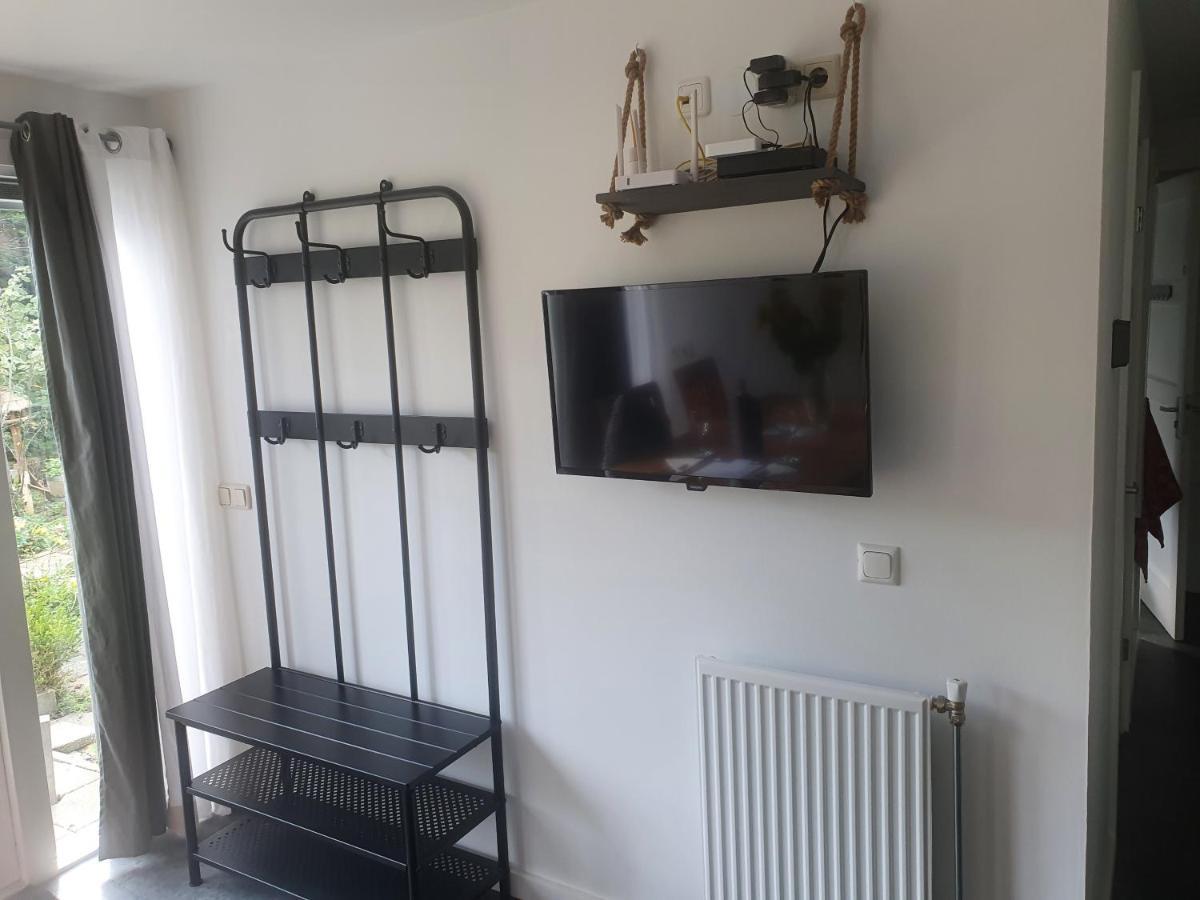 Cottage Geestmerambacht, Een Nieuw Vrijstaande Sfeervol En Landelijk Gelegen VakantiewoningKoedijk エクステリア 写真