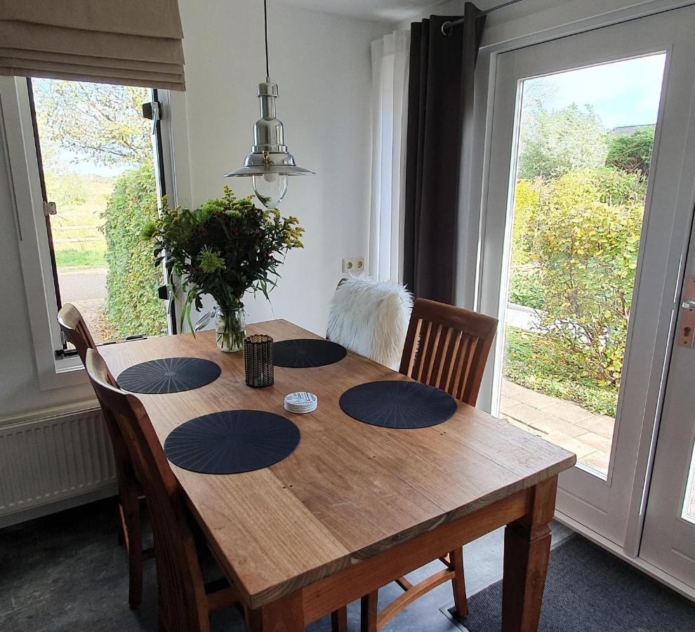 Cottage Geestmerambacht, Een Nieuw Vrijstaande Sfeervol En Landelijk Gelegen VakantiewoningKoedijk エクステリア 写真